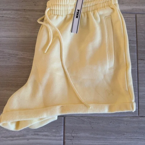 NEW Pink Victoria Secret Yellow ivy fleece rolled hem short NWT - Picture 1 of 6